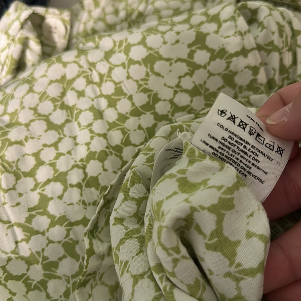 Faithfull the Brand Women’s Floral Smocked Sleeveless Jumpsuit Green Size 6-8 - Picture 7 of 15